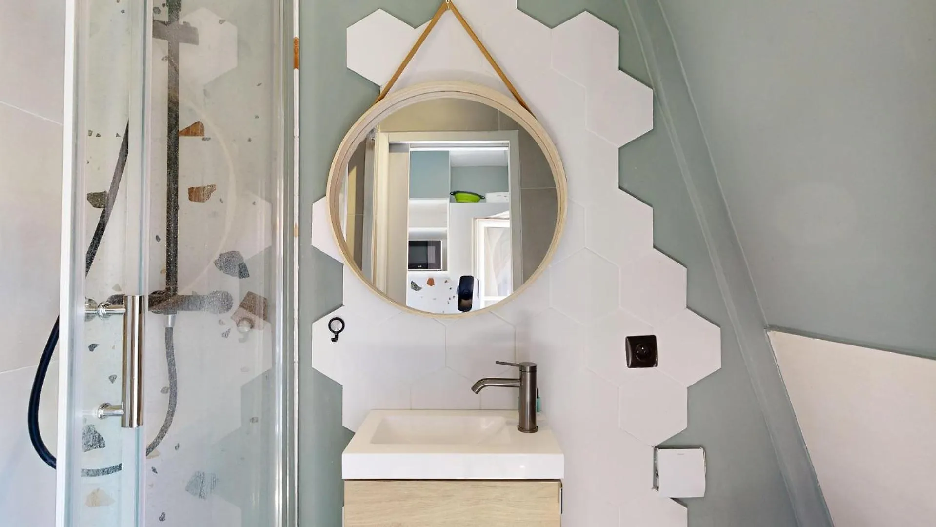 Bluestay 803 - Charmant Studio A Paris Apartment