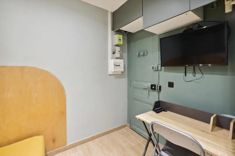 Bluestay 803 - Charmant Studio A Paris Apartment